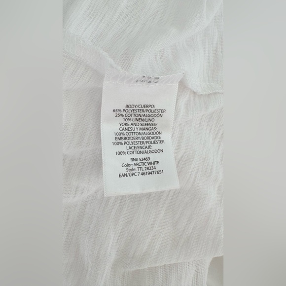 Time and Tru White Top with Multicolor Embroidery - Picture 9 of 10